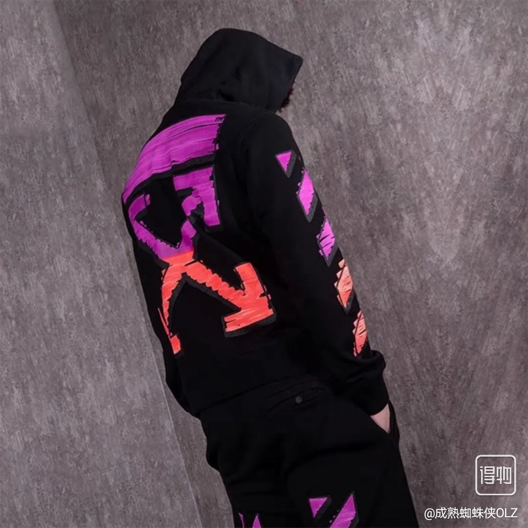 ♻️💯Upper body reference model picture❤️ Top tested version OFFWHITE OW marker purple orange graffiti arrow same style pure cotton loose pullover round neck zipper jacket sweatshirt for male and female couples The craftsmanship of this model can be said to be very difficult. There is a direct comparison between our home and many versions on the market. You can more clearly distinguish between good and bad just by looking at the prints. This printing uses Kornit's digital direct-injection process. The entire printing effect is like drawing lines with a marker pen. The imitation effect can achieve the same visual effect as the real thing. The main reason is that the color transition of this printing is too small, which makes it impossible to directly copy the pattern when scanning. The image must be manually enlarged more than 40 times, and then adjusted bit by bit to add a soft color (white) effect. The fabric is made of 480g large fish scale pure cotton terry dyed in a vat, which is a big launch and has a full drape. Full set of customized accessories, washed, labeled. Guaranteed to be the top product on the market.  Color: Black Size: XS-L Size Chart
